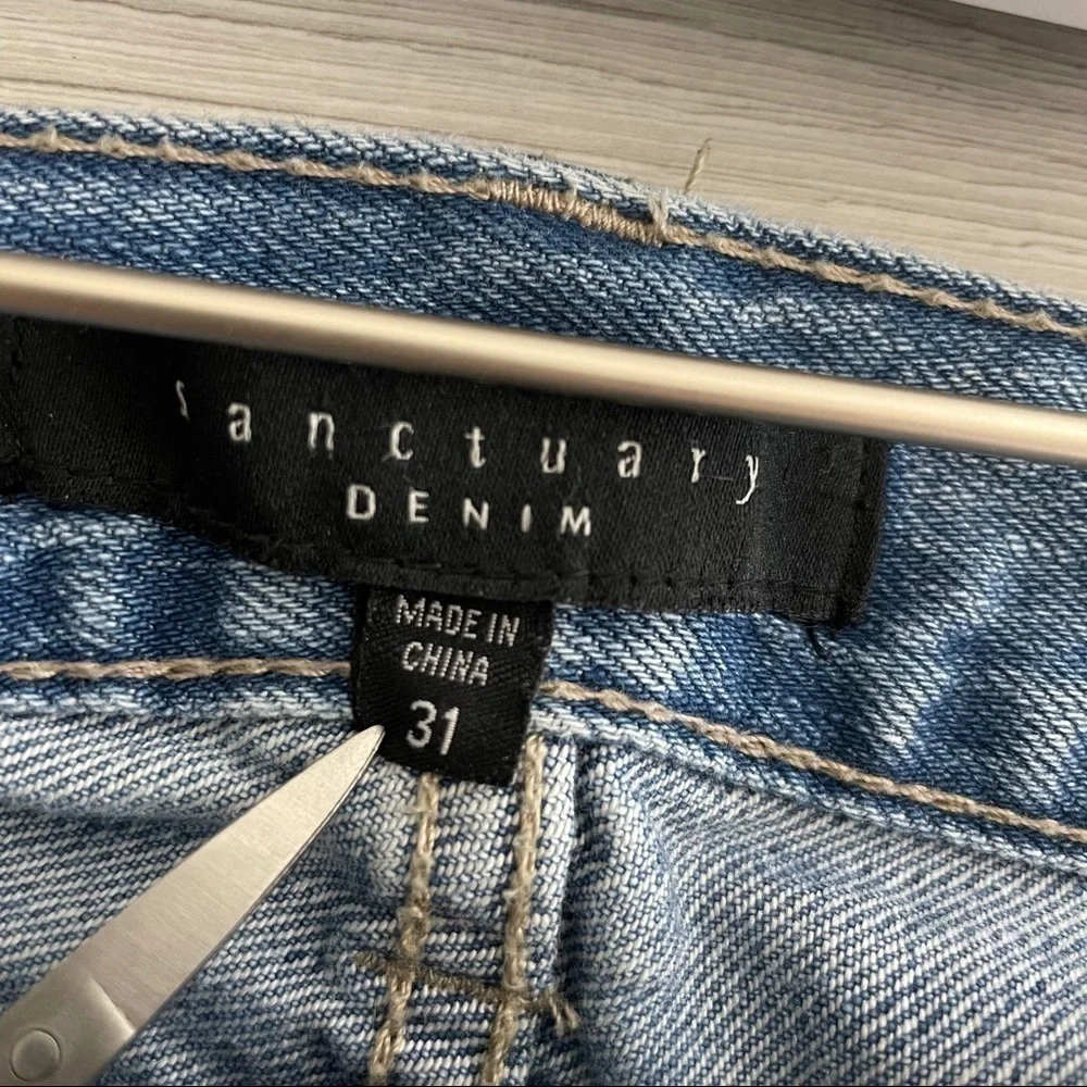 Sanctuary Distressed Boyfriend Jeans